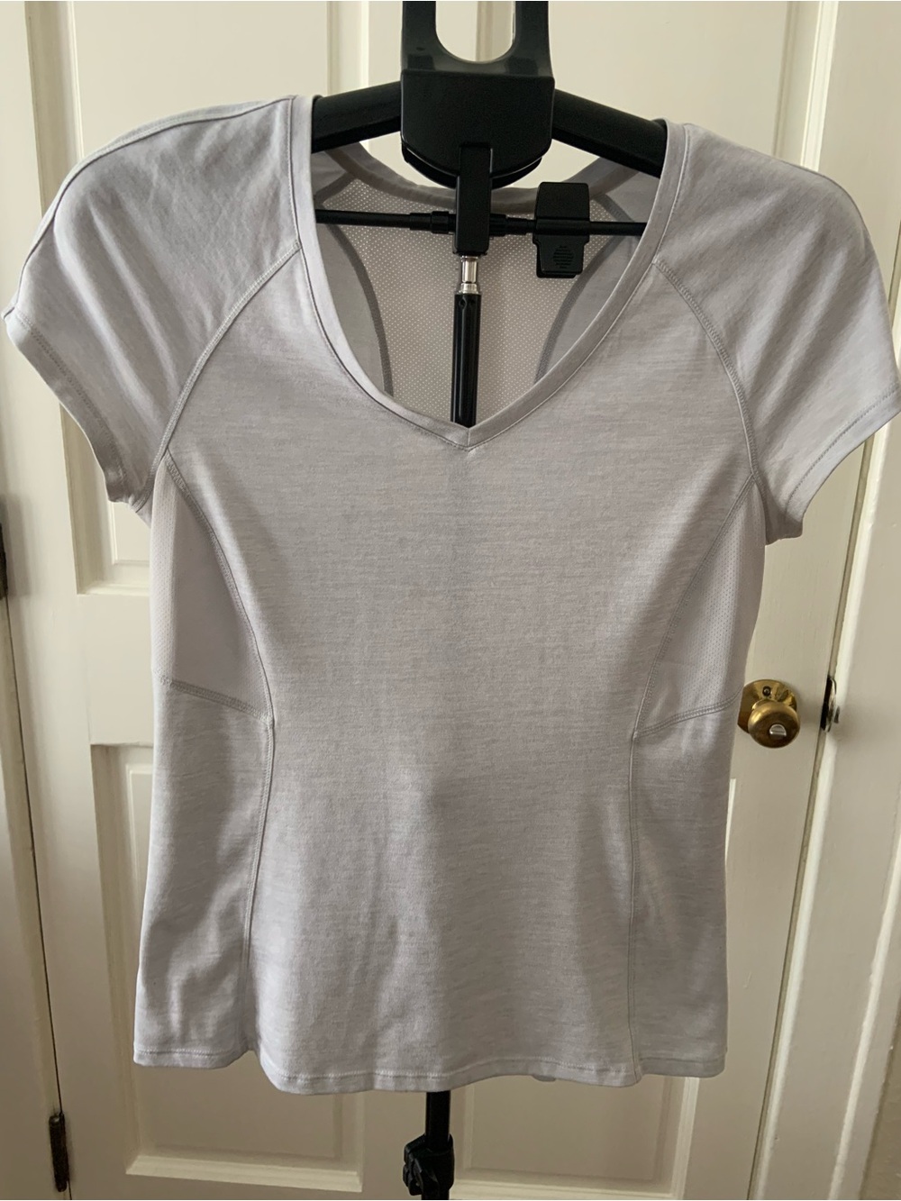 Layers Women's V-Neck Short Sleeve Top - White